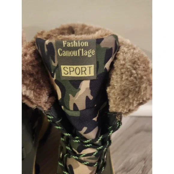 Womens Fashion Camouflage Sport Winter Snow Boots Fur Lined Size 6.5 - Picture 2 of 8